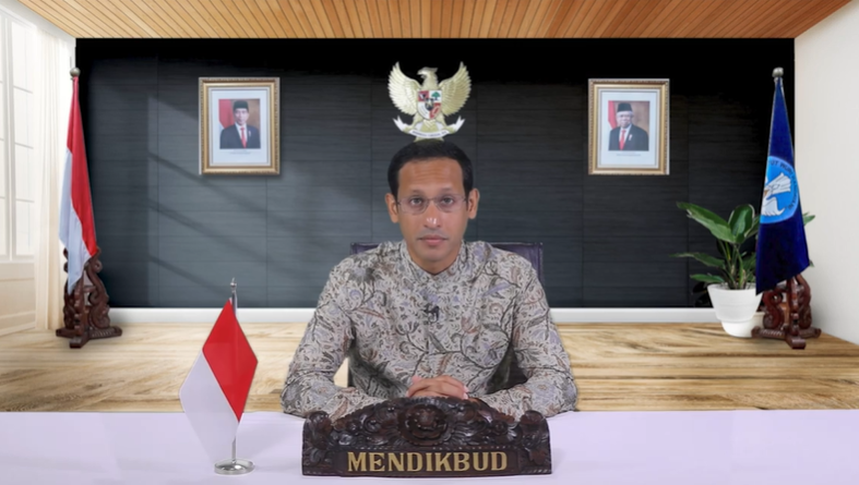 Nadiem Tegaskan Pendidikan Agama Tak Akan Dihapus dari Kurikulum