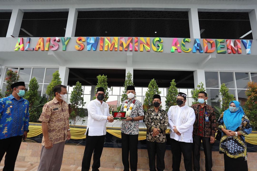 Musa Rajeckshah Resmikan Gedung Olahraga Alaisy Swimming Academy