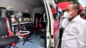 Gubernur Edy Rahmayadi Apresiasi Fasilitas Drive Thru Rapid Test Antigen dan PCR Swab Test di Lapangan Merdeka Medan