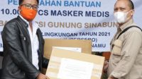 Angkasa Pura II Berikan 10.000 Masker Medis ke Warga Terdampak Erupsi Sinabung