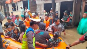 INDIESPOT Lonsor dan Banjir Terjang Nias, 1 Orang Tewas Tertimbun Runtuhan Rumah