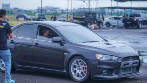 INDIESPOT Bobby Nasution Sapa Para Pembalap dan Masyarakat di Ajang Drag Race di Lanud Suwondo