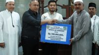 INDIESPOT Ketua BKM Ubudiyah Pangkalan Brandan Terharu Menerima Bantuan dari Gubernur Edy Rahmayadi