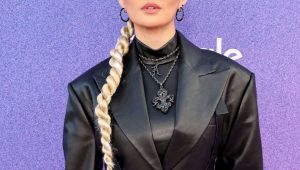 INDIESPOT Agnez Mo Trending di Twitter Usai Tampil di Billboard Women in Music Awards 2022, Ini Kata Netizen