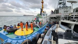 INDIESPOT TNI AL Berhasil Evakuasi Kapal Terbakar di Kepulaun Riau