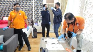 INDIESPOT.ID Polisi Geledah Rumah Bandar Judi Online di Deli Serdang