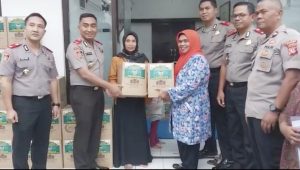 INDIESPOT.ID, Sambut Idul Fitri Dan Cegah Stunting, Sespimmen Dikreg Ke-63 Berikan Bantuan Makanan Bergizi