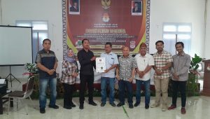 INDIESPOT.ID, KPU Simalungun Resmi Tetapkan Rekapitulasi, RHS-AZI Memperoleh 208.374 Suara Sedangkan Anton-Benny 228.925 Suara