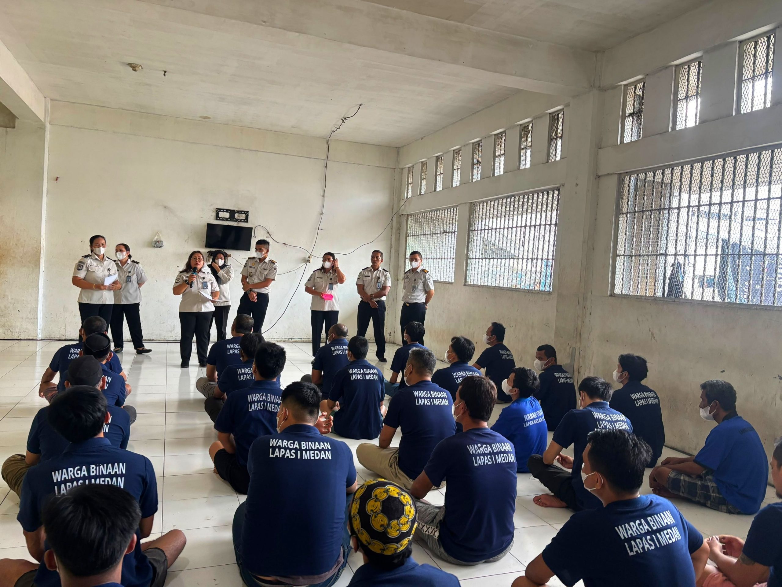 Warga binaan Lapas Kelas I Medan mengikuti penyuluhan kesehatan