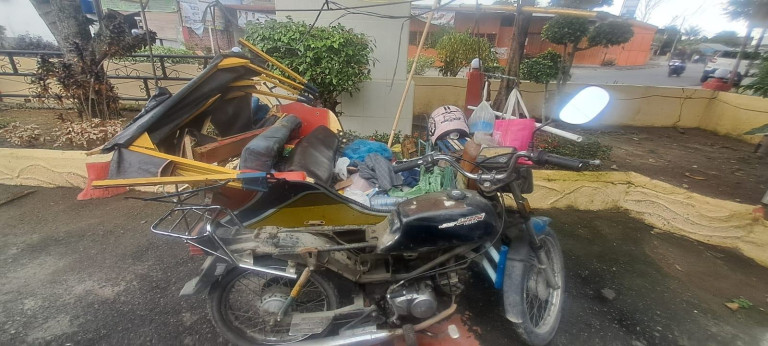 Abaikan Palang Pintu Rel, Pengemudi Bentor di Deli Serdang Tewas Disambar Kereta Api CPO